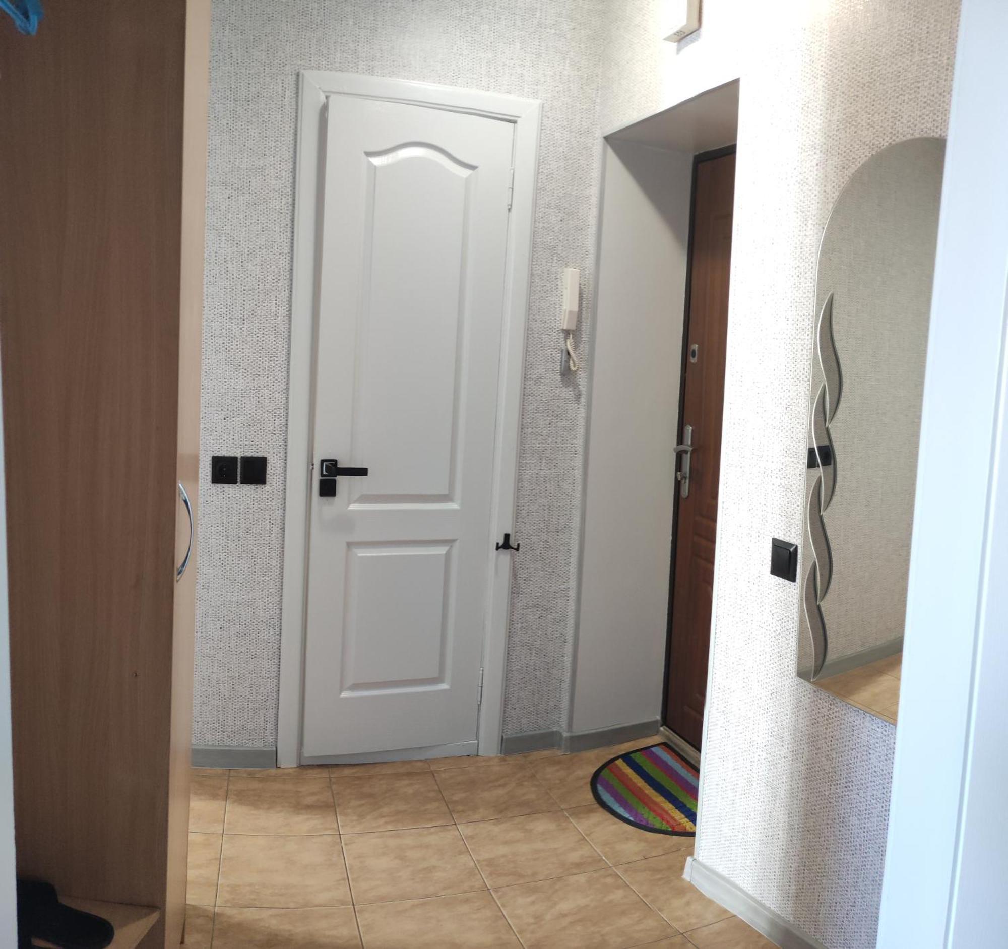 Smart Apartment На Соборной 23 Kremenchuk Exterior foto